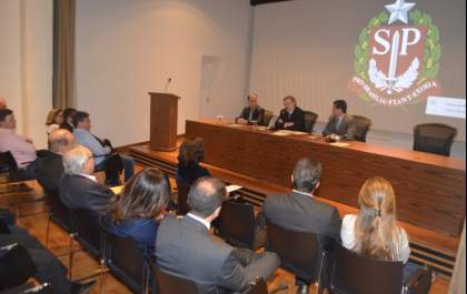 Secretário da Justiça reúne-se com produtores rurais do Pontal do Paranapanema