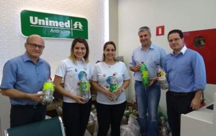 Unimed Andradina faz doação de lacres para Instituto do Câncer