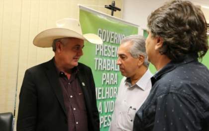Prefeito Angelo Guerreiro busca aumento de repasses das compensações ambientais