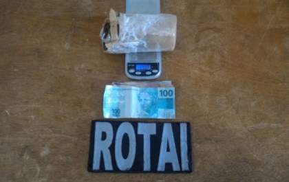 Rotai prende suspeito por tráfico de drogas no Jardim Alvorada em Três Lagoas