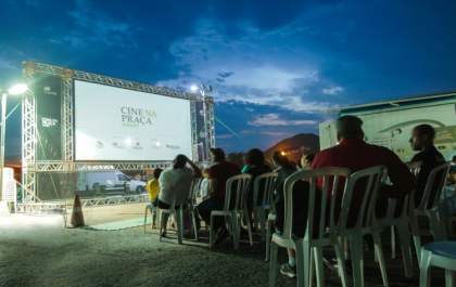 Elektro leva Projeto Cine na praça para Andradina