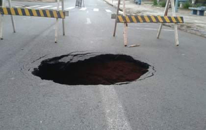 Prefeitura em MS terá de indenizar motociclista que caiu em buraco