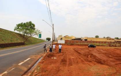 Obras do Governo de Andradina transforma antigo brejo em área de expansão empresarial