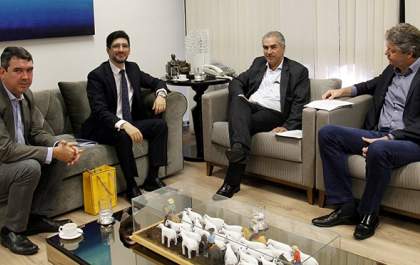Governo de MS quer ampliar exportação de grãos para a Argentina