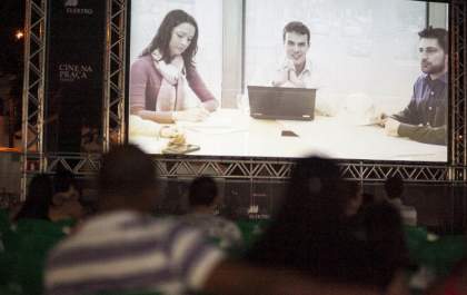 Cine Itinerante leva entretenimento e projeto de revitalização à Praça Moura Andrade