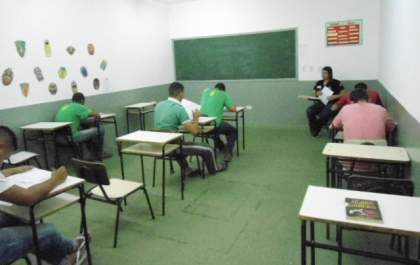 Em Três Lagoas, 108 detentos participam do Exame Nacional do Ensino Médio