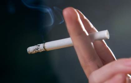 Cigarros terão advertência mais direta