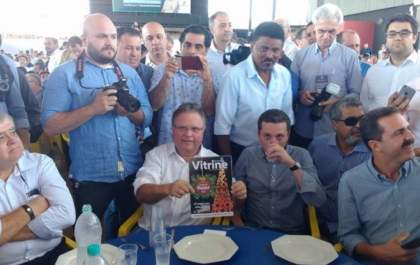 Encontro com ministros e mais de 130 prefeitos, Pinato consolida força no interior de SP