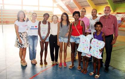 Governo de Andradina e Fundo Social fazem entrega de cestas e brinquedos do Natal Solidário