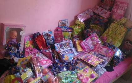 Maratona arrecada diversos brinquedos para crianças carentes de TL