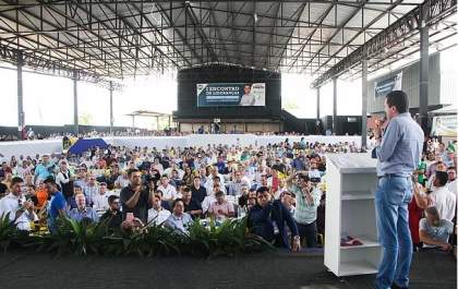 Encontro: Com ministros e mais de 100 prefeitos, Pinato consolida força no interior de SP