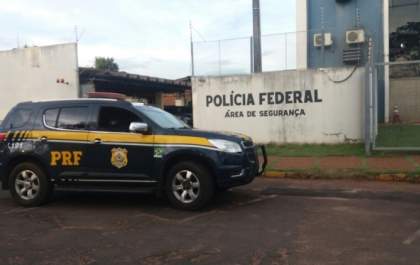 PRF prende em Três Lagoas motorista de caminhão por uso de CNH falsa
