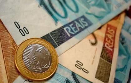 Reajuste do salário mínimo em 2018 é o menor em 24 anos