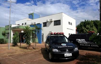 Homem e mulher se denunciam por tráfico de drogas e acabam presos em Campo Grande