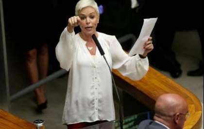 Dívida da nova ministra e tudo para ler antes de a Bolsa abrir