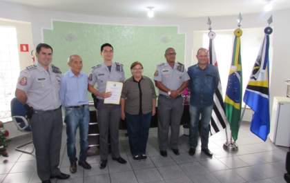 Novo comandante da PM de Castilho visita Prefeita Fátima Nascimento