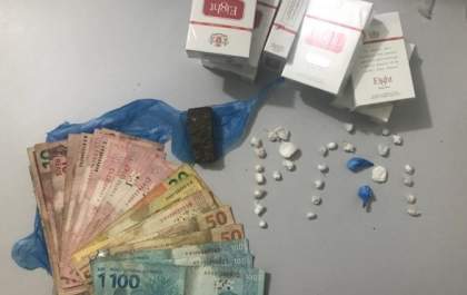 Polícia Militar prende homem acusado de tráfico de drogas