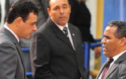 Vereador Chiquinho Telles pedirá hoje afastamento do prefeito Bernal do cargo