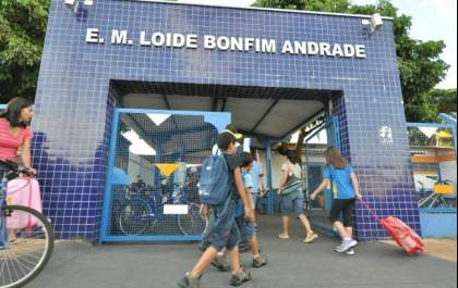 Prefeitura de Dourados suspende processo para contratação de professores