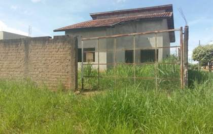 Após matéria do Hojemais três-lagoenses denunciam crimes decorrentes das casas abandonadas no município