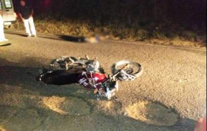 Motociclista de 23 anos cai em buraco na BR-158 e morre ao ser socorrido