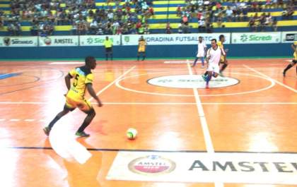 Segue a primeira fase do Futsal de Férias do Governo de Andradina