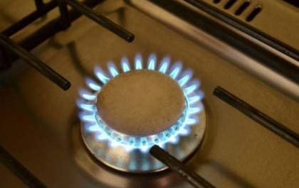 Gás de cozinha fica mais barato, mas preço não alivia alta dos últimos meses
