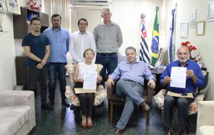 Tamiko recebe superintendente do Incra