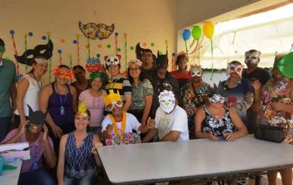 Assistidos do CAPS II e CAPS AD participam de confraternização de Carnaval