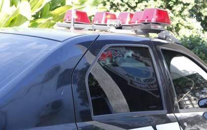Bandidos rendem motorista de Uber e levam o carro na Capital