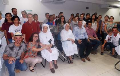 Hospital Auxiliadora inicia projeto Música no Hospital Irmã Nilza Geralda