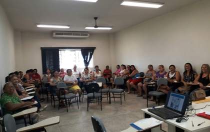 Merendeiras castilhenses recebem curso de capacitação