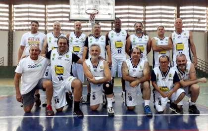 Três Lagoas Master Basketball disputa torneio em Campo Grande