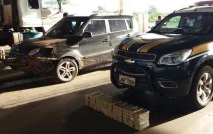 Polícia encontra 60kg de cocaína com vítima em acidente de carro