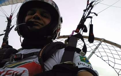 Pastor divulga vídeo do momento da queda com paramotor