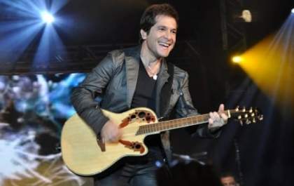 Daniel faz show beneficente para Hospital do Câncer