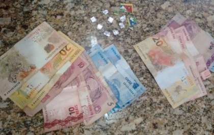 PM pega cinco jovens em flagrante com LSD