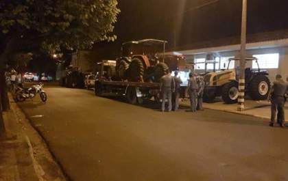 PM localiza sete tratores furtados em cidades do noroeste paulista