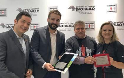 Governo de Andradina é premiado como município destaque no programa Time do Emprego