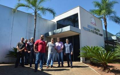 Empresários voltam à Câmara Municipal para reclamar pagamento de dívidas da UFN3