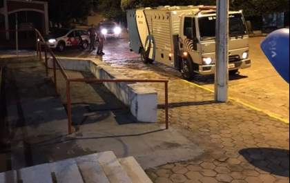 Preso morre estrangulado por três rivais na P1 de Lavínia