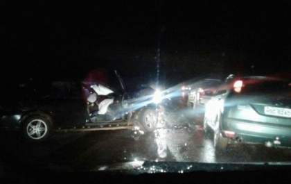 Colisão entre veículos deixa cincos pessoas feridas em rodovia