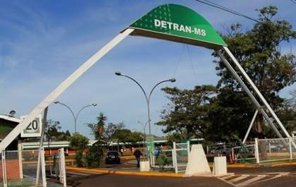A partir desta segunda, não é preciso ir ao Detran informar venda de veículo