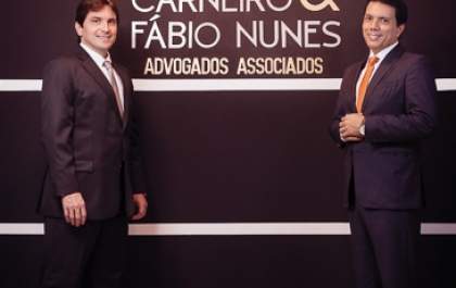 Dois profissionais e uma paixão: o Direito