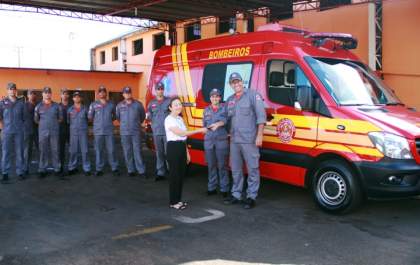 Governo de Andradina entrega Unidade de Resgate ao Corpo de Bombeiros