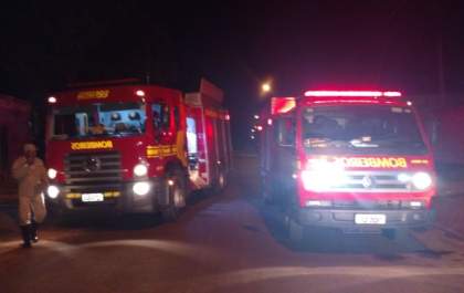 Corpo de Bombeiros se mobiliza para atender incêndio criminoso em Três Lagoas
