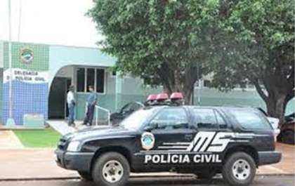 Jovem atira em cliente de bar e bate em testemunha que chamou PM