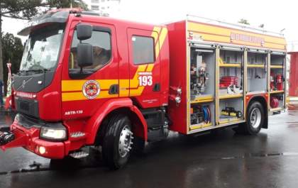 Corpo de Bombeiros se mobiliza para apagar incêndio criminoso; possível autor é ex cônjuge de proprietária