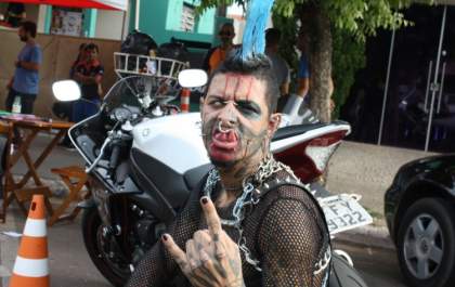 1º Tattoo Old Motors reúne motociclistas de Três Lagoas e todo país