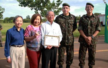 Tamiko participa de comemorações pelo Dia do Exército